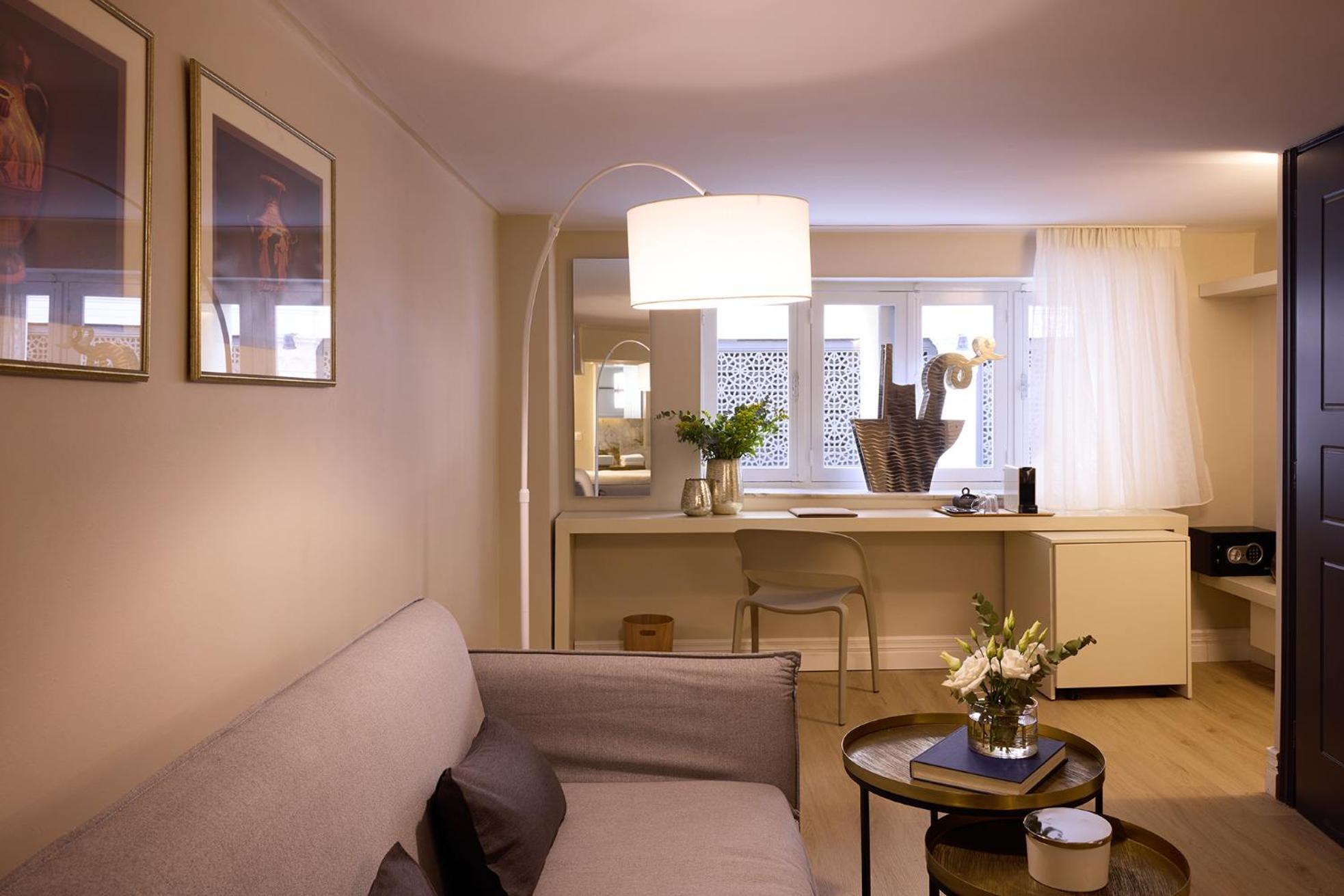 Vrachos Athens Suites Buitenkant foto